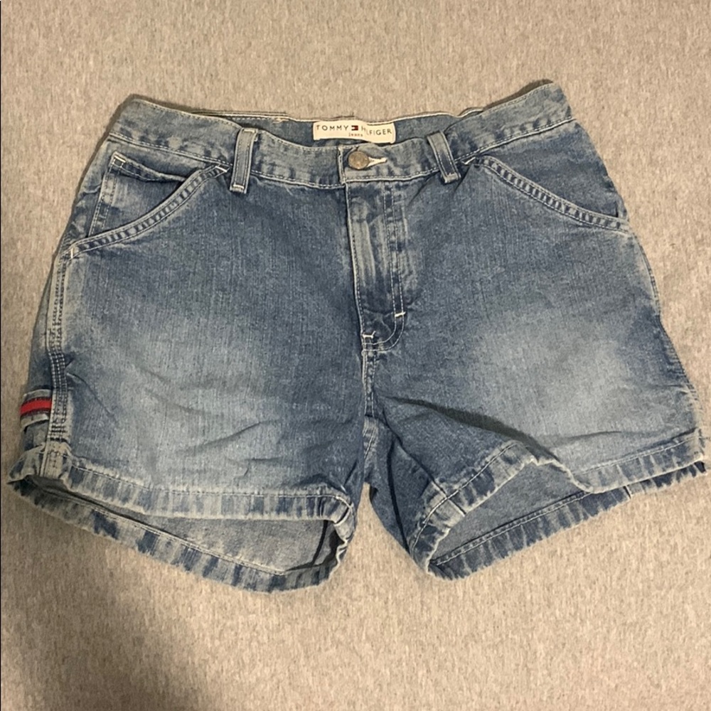 Tommy Hilfiger Jean shorts✨